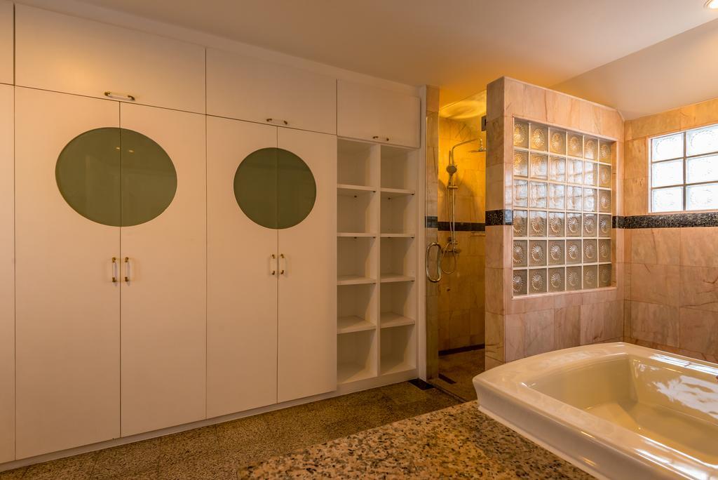 Chiangmai Singharat Road Villa Чиангмай Стая снимка